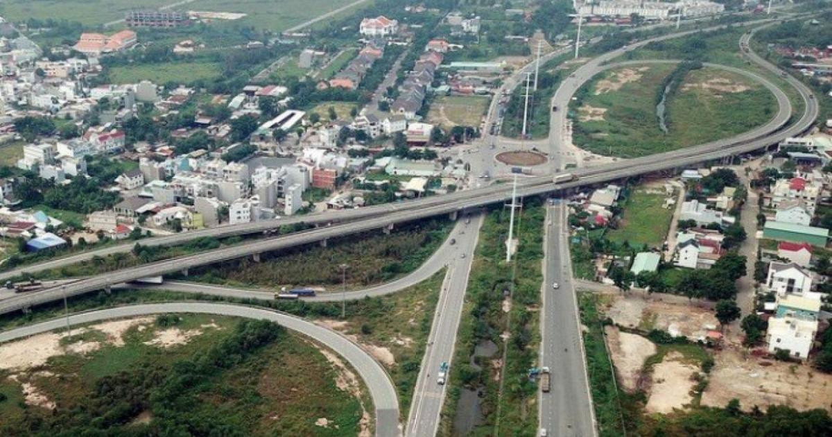 Giá đất khu vực vành đai rục rịch 