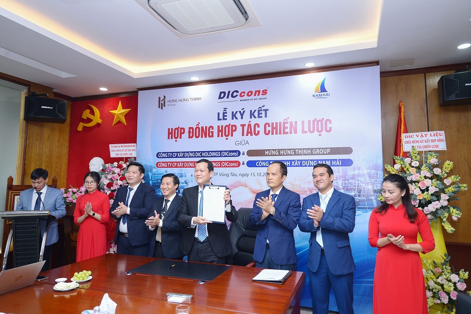 Hưng Hưng Thịnh Group và Công ty Nam Hải ký kết hợp tác chiến lược với Dic Holdings